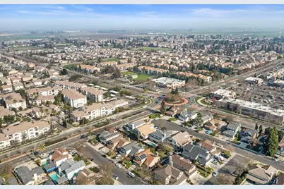 2521 Boston Way, Modesto, CA 95355 - Photo 58