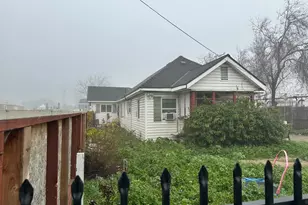 701 W Bianchi Rd, Stockton, CA 95207 - Photo 2