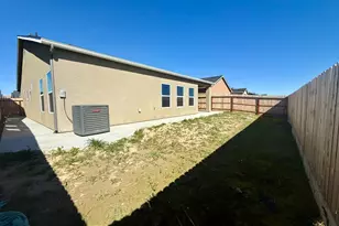 1200 E Orange St, Avenal, CA 93204 - Photo 8