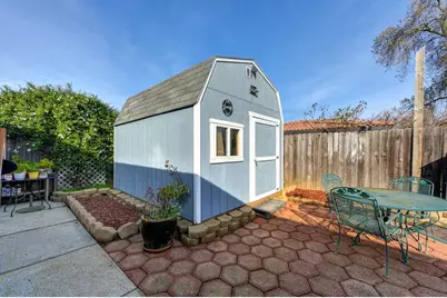 3927 Myrtle Avenue, North Highlands, CA 95660 - Photo 34