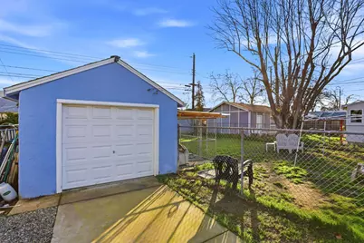 4408 11th Avenue, Sacramento, CA 95820 - Photo 22