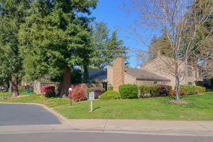 1428 Commons Dr, Sacramento, CA 95825 - Photo 48