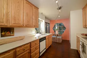 1428 Commons Dr, Sacramento, CA 95825 - Photo 20