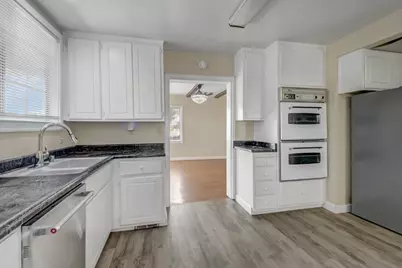 2763 Coleman Way, Sacramento, CA 95818 - Photo 24