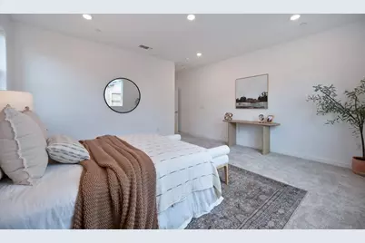 8183 Lavigne Circle, Elk Grove, CA 95757 - Photo 32