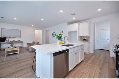 8183 Lavigne Circle, Elk Grove, CA 95757 - Photo 24