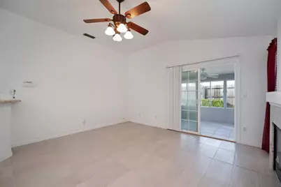 8724 Redwood Grove Way, Elk Grove, CA 95624 - Photo 10