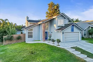 7212 Tiant Way, Elk Grove, CA 95758 - Photo 2