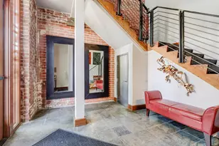 1725 14th St, Sacramento, CA 95811 - Photo 2