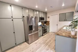 104 Dunbarton Cir, Sacramento, CA 95825 - Photo 36