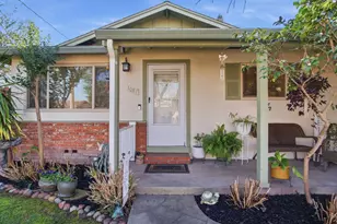 1087 E A St, Oakdale, CA 95361 - Photo 4