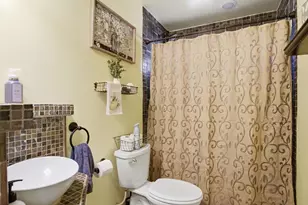 1087 E A St, Oakdale, CA 95361 - Photo 14