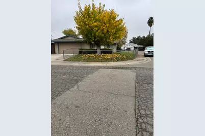 607 Quebec, Rio Linda, CA 95673 - Photo 2