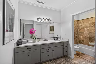 9818 Mira Del Rio Drive, Sacramento, CA 95827 - Photo 24