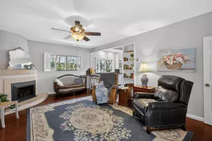 9818 Mira Del Rio Dr, Sacramento, CA 95827 - Photo 12