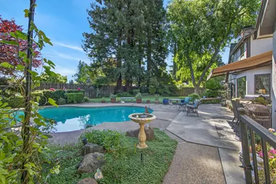 9818 Mira Del Rio Drive, Sacramento, CA 95827 - Photo 4