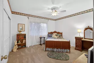 9818 Mira Del Rio Dr, Sacramento, CA 95827 - Photo 20
