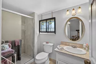 9818 Mira Del Rio Dr, Sacramento, CA 95827 - Photo 18