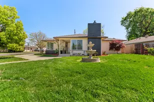 1006 W Benjamin Holt Dr, Stockton, CA 95207 - Photo 4