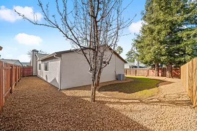 8590 Willow Grove Way, Sacramento, CA 95828 - Photo 46