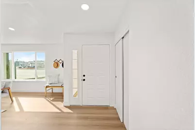 8590 Willow Grove Way, Sacramento, CA 95828 - Photo 12