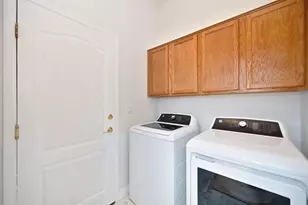 12129 Gold Bluff Ln, Gold River, CA 95670 - Photo 26