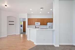 12129 Gold Bluff Ln, Gold River, CA 95670 - Photo 14