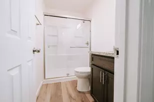 1070 5th St, Turlock, CA 95380 - Photo 12