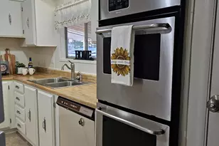 Pepperwood Circle, Auburn, CA 95603 - Photo 16