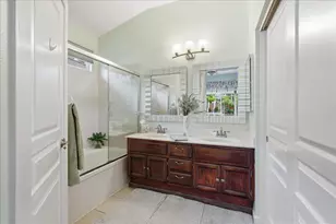 8581 Canyon Brook Way, Elk Grove, CA 95624 - Photo 16