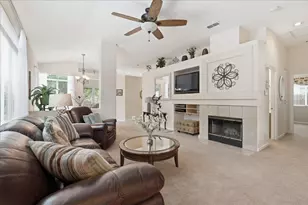 8581 Canyon Brook Way, Elk Grove, CA 95624 - Photo 4