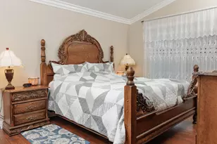 8621 Oldwoods Way, Sacramento, CA 95828 - Photo 20