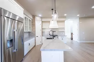 104 Southlite Cir, Sacramento, CA 95831 - Photo 14