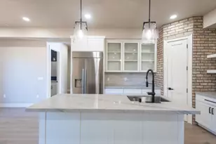 104 Southlite Cir, Sacramento, CA 95831 - Photo 12
