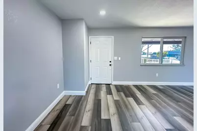 4804 Powerline Road, Olivehurst, CA 95961 - Photo 14