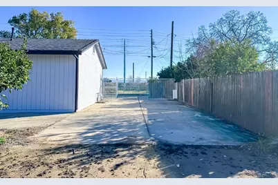 4804 Powerline Road, Olivehurst, CA 95961 - Photo 52