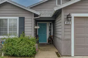 954 Port Ashton Ct, Galt, CA 95632 - Photo 2