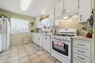 954 Port Ashton Ct, Galt, CA 95632 - Photo 10