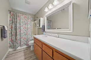 954 Port Ashton Ct, Galt, CA 95632 - Photo 22