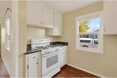 6390 Broadway, Sacramento, CA 95820 - Photo 26