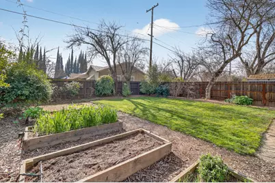 6390 Broadway, Sacramento, CA 95820 - Photo 46