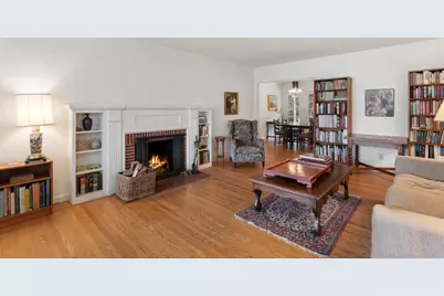 4651 Crestwood Way, Sacramento, CA 95822 - Photo 12