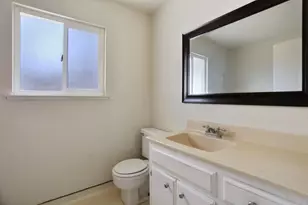 1056 Port Chelsea Cir, Lodi, CA 95240 - Photo 22