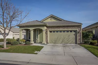 2470 Sea Lion Way, Turlock, CA 95380 - Photo 2