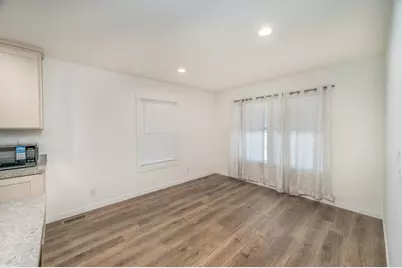 Oakdale Road #13, Modesto, CA 95355 - Photo 16