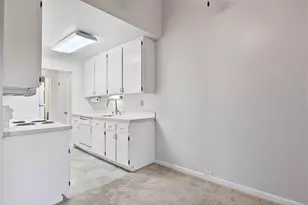 788 Woodside Ln, Sacramento, CA 95825 - Photo 10