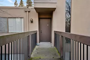 788 Woodside Ln, Sacramento, CA 95825 - Photo 4