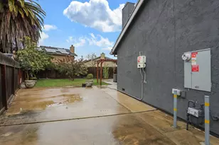 1017 Hamlet Ct, Stockton, CA 95209 - Photo 52