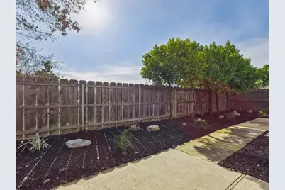 5912 Sawyer Circle, Sacramento, CA 95823 - Photo 52
