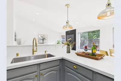 5912 Sawyer Circle, Sacramento, CA 95823 - Photo 16